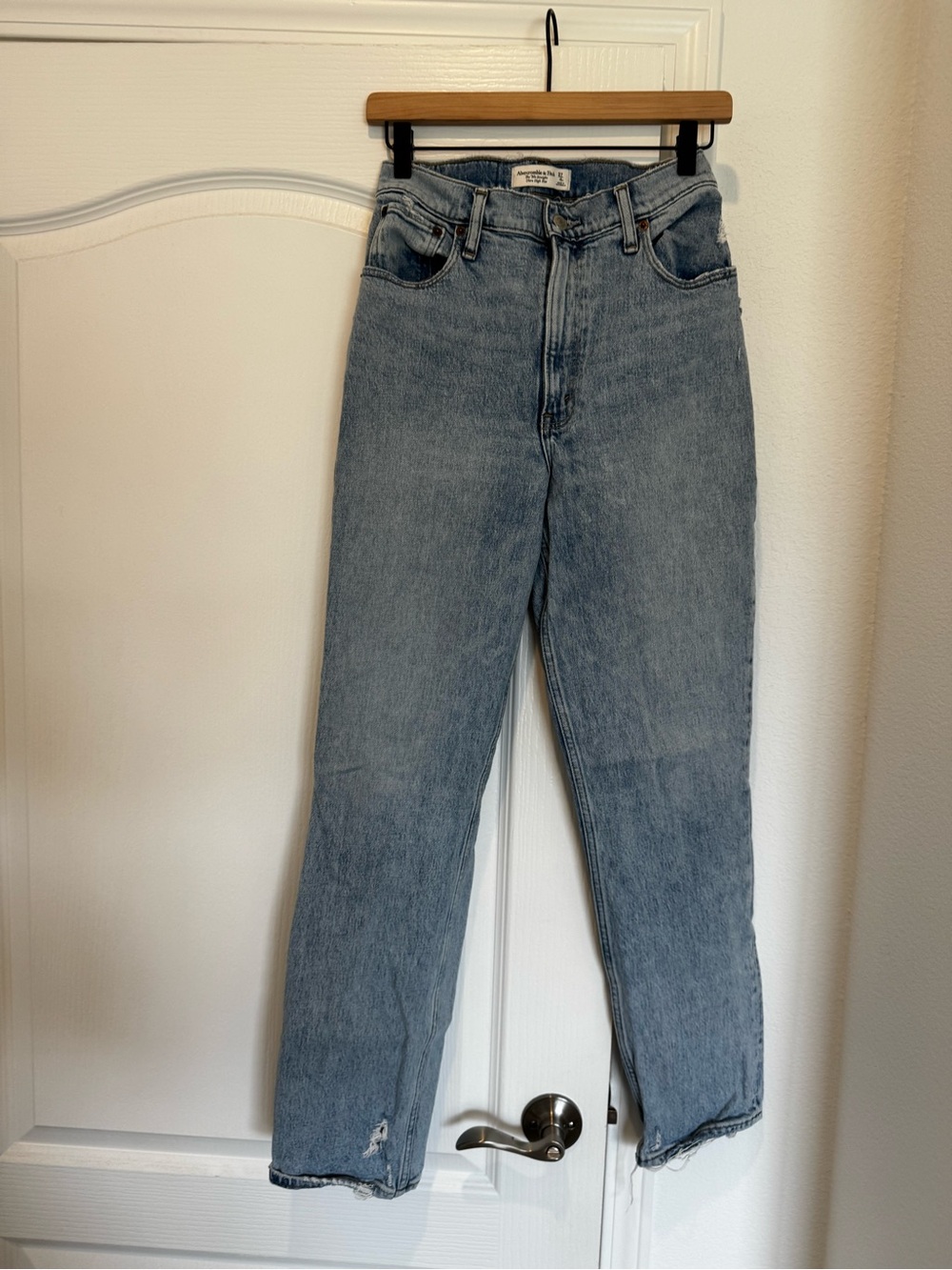 Abercrombie & Fitch Light Blue Relaxed Men’s Jeans